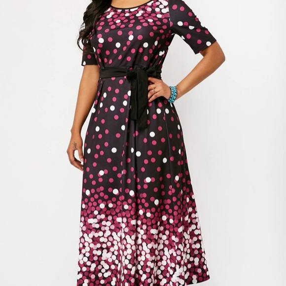 Dress - Picture 2 of 5